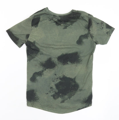 Primark Boys Green  Polyester Basic T-Shirt Size 7-8 Years Crew Neck  - Authentic