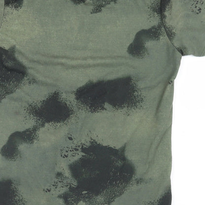 Primark Boys Green  Polyester Basic T-Shirt Size 7-8 Years Crew Neck  - Authentic