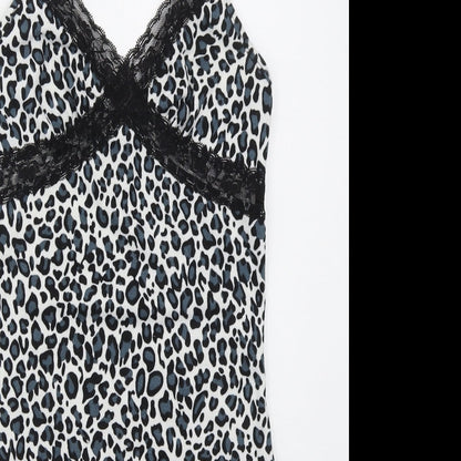 SheIn Womens White Animal Print Polyester Mini  Size M  V-Neck Pullover