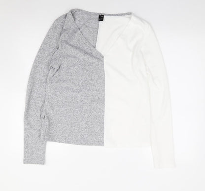 SheIn Womens Grey  Polyester Jersey T-Shirt Size M V-Neck