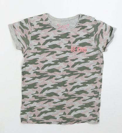 Primark Girls Green Camouflage Cotton Basic T-Shirt Size 9-10 Years Crew Neck Pullover - Be Kind