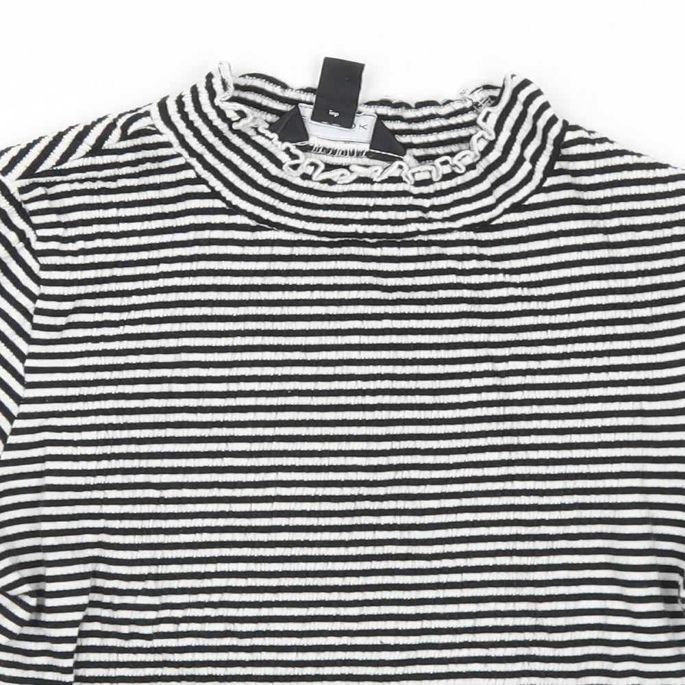 Womens UK Size 8 New Look Black Cropped T-Shirt