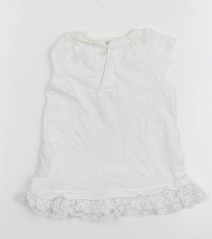 Dunnes Stores Girls White Geometric Cotton Basic T-Shirt Size 12-18 Months Round Neck