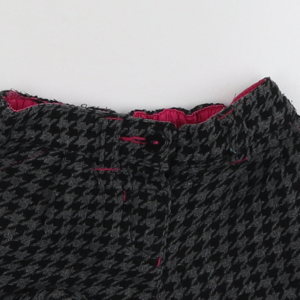 Dunnes Stores Girls Black Herringbone Polyester Capri Trousers Size 9-12 Months   - Shorts Girl