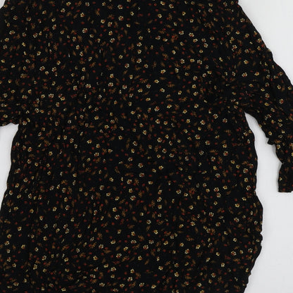 H&M Womens Black Geometric Viscose Basic T-Shirt Size 40 Round Neck