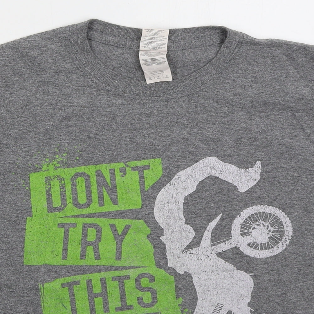 Gildan Boys Grey  Cotton Basic T-Shirt Size M Crew Neck Pullover - Don't Try This At Home