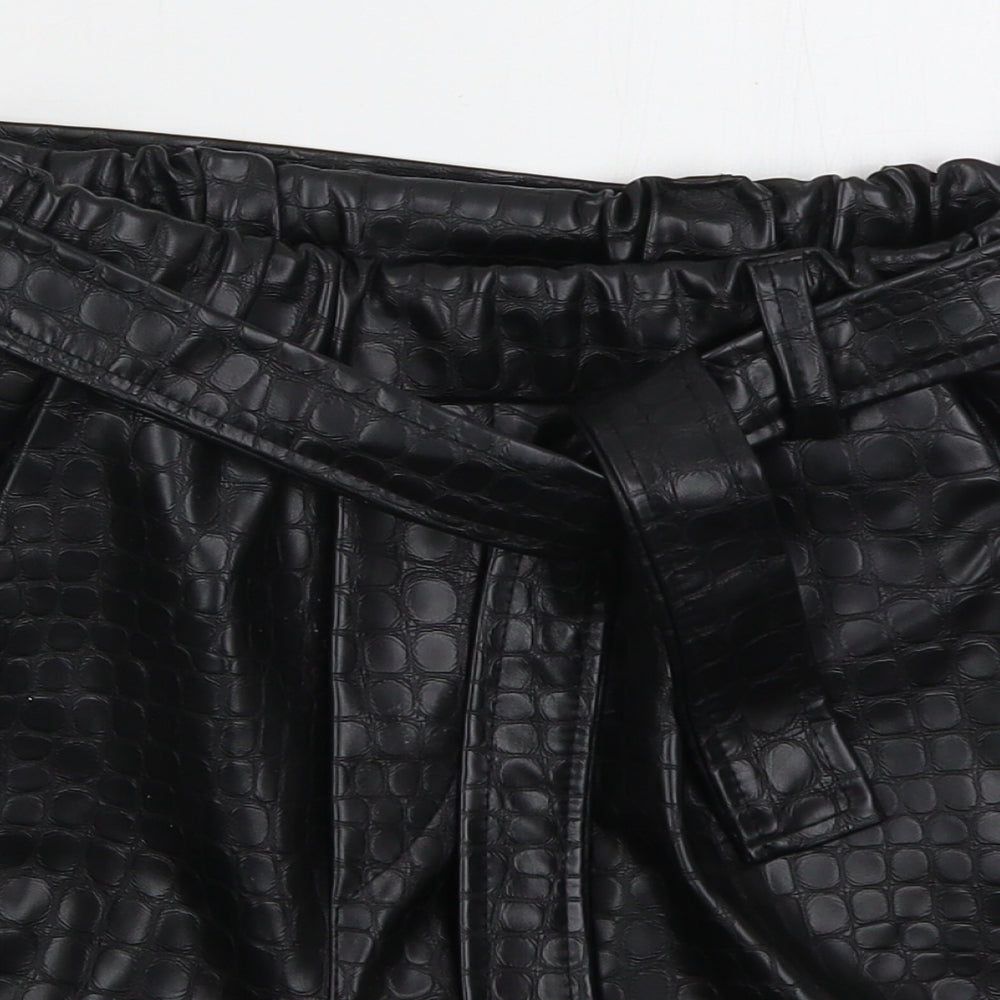 Womens UK Size 28 in Preworn Regular Fit Hot Pants Shorts