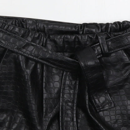 Womens UK Size 28 in Preworn Regular Fit Hot Pants Shorts