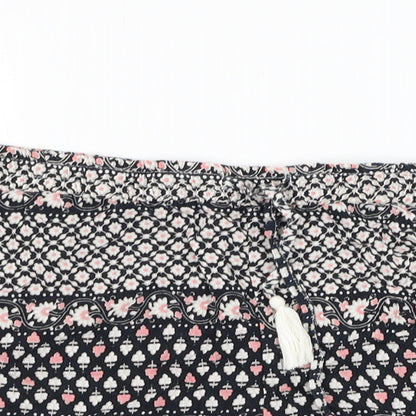 Atmosphere Womens Black Floral Viscose Hot Pants Shorts Size 10 L3 in Regular Drawstring