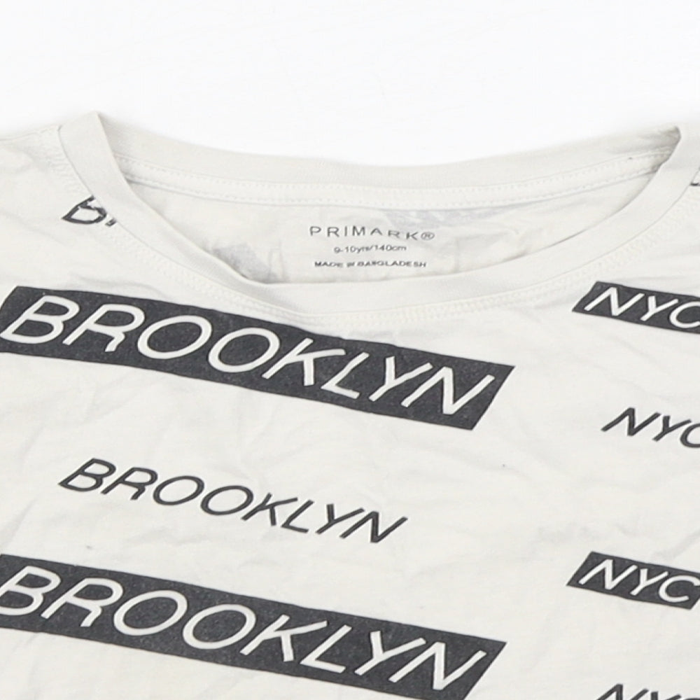 Primark Girls White Geometric 100% Cotton Cropped T-Shirt Size 9-10 Years Round Neck Pullover