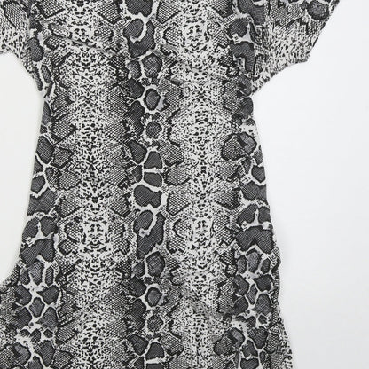 PRETTYLITTLETHING Womens Grey Animal Print Viscose Mini Size 12 Crew Neck Pullover