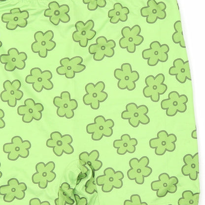 SheIn Womens Green Floral Polyester Compression Shorts Size S L3 in Regular