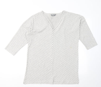 Nutmeg Womens Grey Striped Cotton Basic T-Shirt Size 12 V-Neck