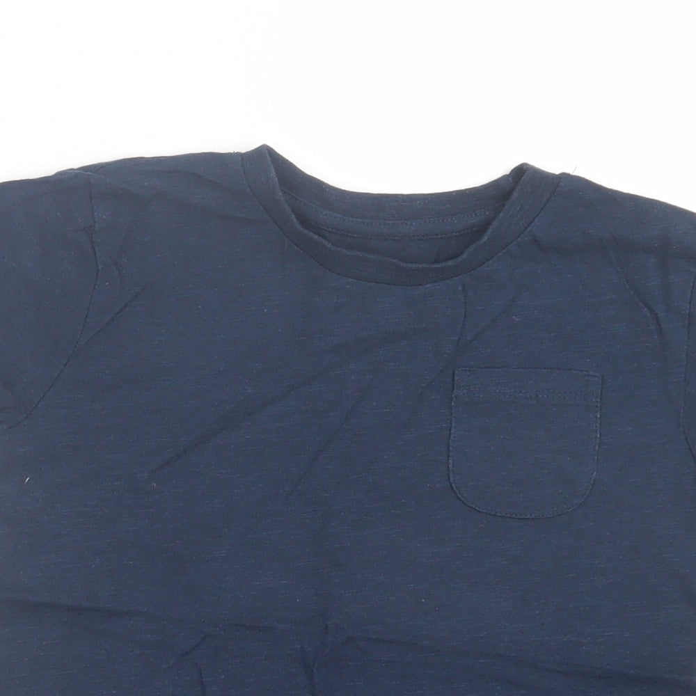 Dunnes Stores Boys Blue Cotton Basic T-Shirt Size 5-6 Years Crew Neck Pullover - Pocket Detail