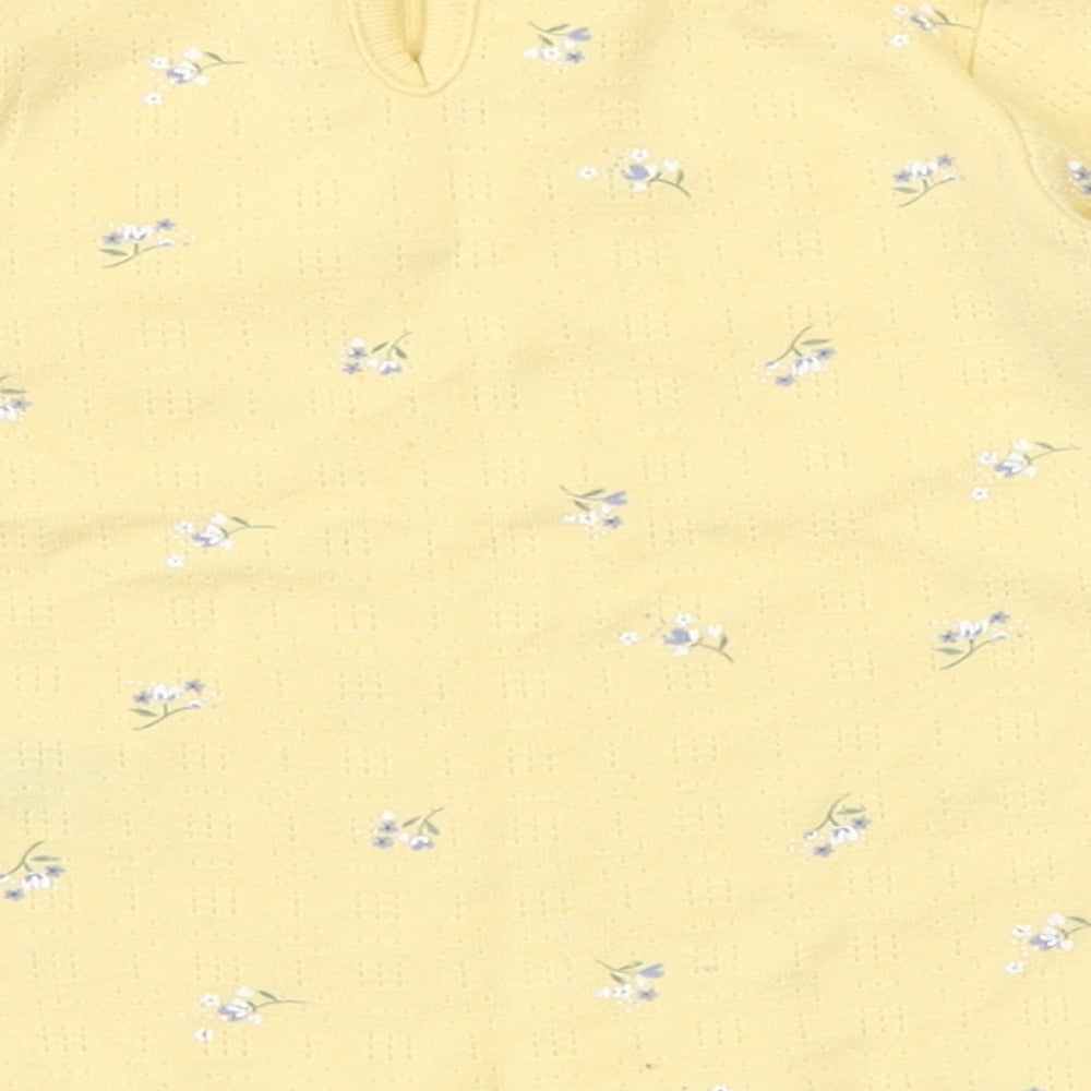 Primark Girls Yellow Floral Cotton Basic T-Shirt Size 9-12 Months Round Neck Button - Scalloped trims