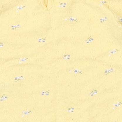 Primark Girls Yellow Floral Cotton Basic T-Shirt Size 9-12 Months Round Neck Button - Scalloped trims