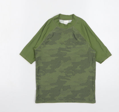 Marks and Spencer Boys Green Camouflage Polyamide Basic T-Shirt Size 7-8 Years Round Neck Pullover