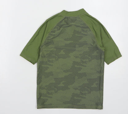 Marks and Spencer Boys Green Camouflage Polyamide Basic T-Shirt Size 7-8 Years Round Neck Pullover