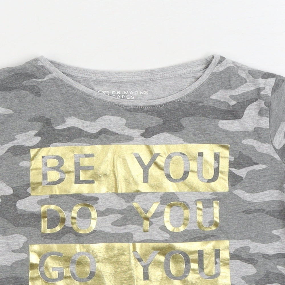 Primark Boys Grey Camouflage Cotton Basic T-Shirt Size 8-9 Years Round Neck Pullover - Slogan