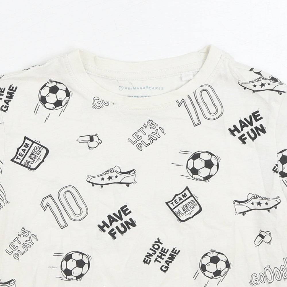 Primark Boys White Geometric 100% Cotton Basic T-Shirt Size 4-5 Years Round Neck Pullover - Football Print