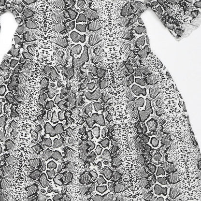 Boohoo Womens White Animal Print Polyester A-Line Size 10 Round Neck - Snake Skin