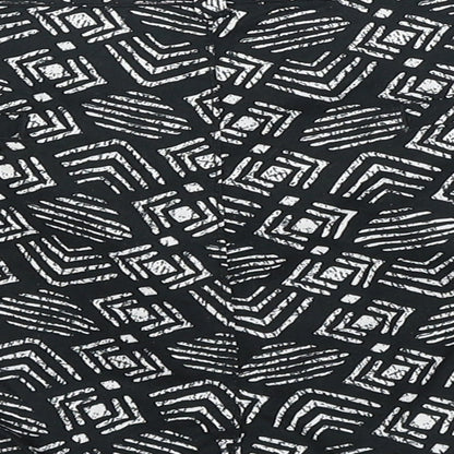Primark Womens Black Geometric Polyester Hot Pants Shorts Size 10 L4 in Regular Zip