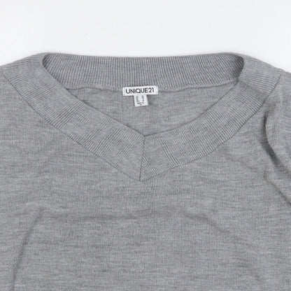 Unique 21 Womens Grey Acrylic Pullover Sweatshirt Size 10 Pullover