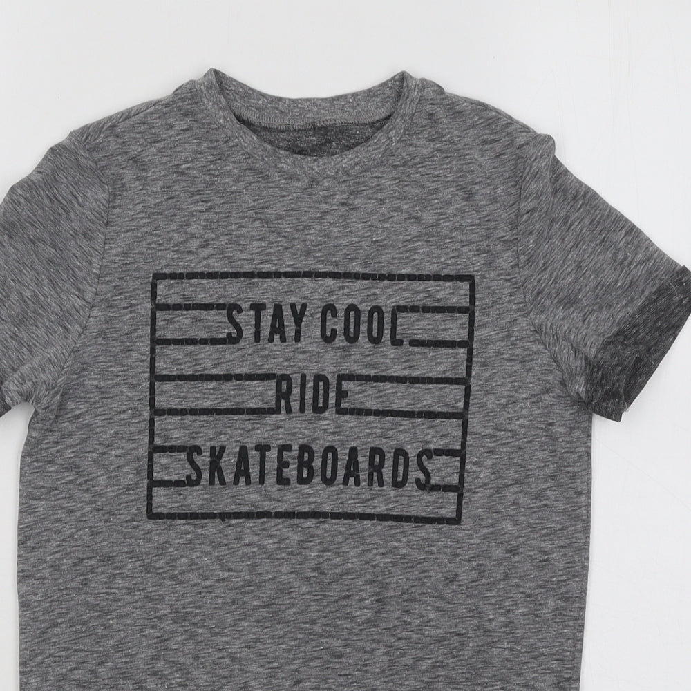 F&F Boys Grey Cotton Basic T-Shirt Size 7-8 Years Round Neck Pullover - Stay Cool Ride Skateboards