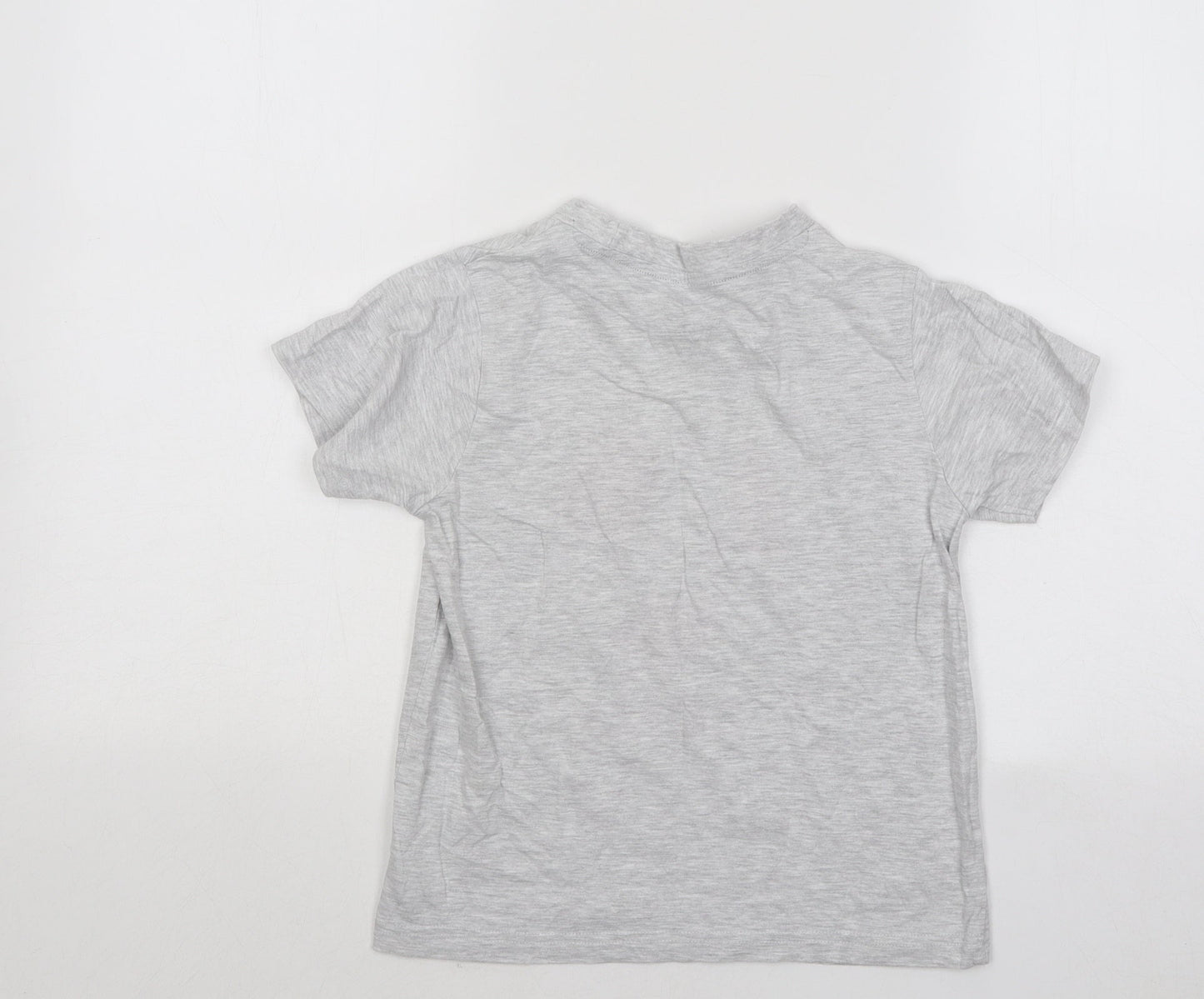 Primark Boys Grey Cotton Basic T-Shirt Size 7-8 Years Round Neck Pullover - Football