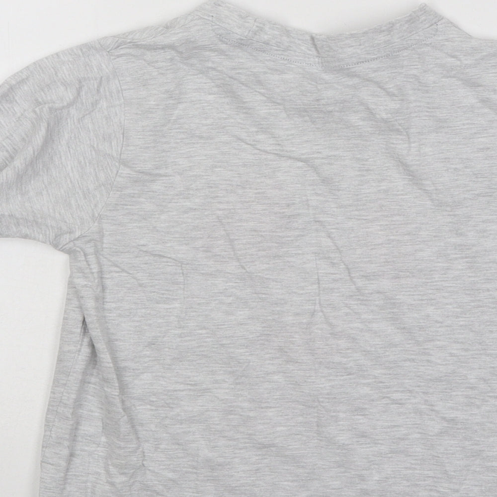 Primark Boys Grey Cotton Basic T-Shirt Size 7-8 Years Round Neck Pullover - Football