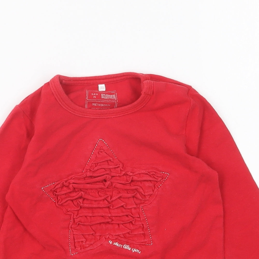Preworn Baby Red Cotton Basic T-Shirt Size 6-9 Months Round Neck Pullover - Star