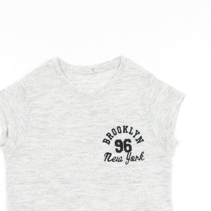 New Look Girls Grey Viscose Basic T-Shirt Size 10-11 Years Round Neck Pullover - Brooklyn New York