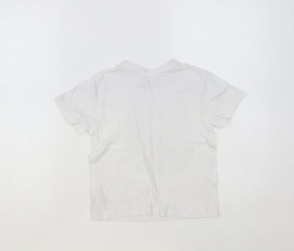 Primark Girls White Cotton Pullover T-Shirt Size 5-6 Years Crew Neck Pullover - Let's Go Play