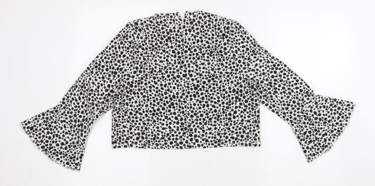 Womens UK Size 10 PRETTYLITTLETHING White Cropped T-Shirt