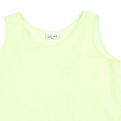 Sara Neal Womens Green Floral Polyester Basic T-Shirt Size 16 Scoop Neck
