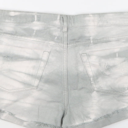 FOREVER 21 Womens Grey Cotton Hot Pants Shorts Size 28 in L4 in Regular Button - Tie Dye