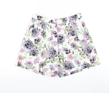 Urmodar Womens White Floral Polyester Bermuda Shorts Size M L4 in Regular Zip