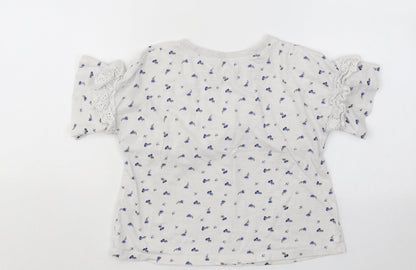NEXT Girls White Floral Cotton Basic T-Shirt Size 8 Years Round Neck Pullover
