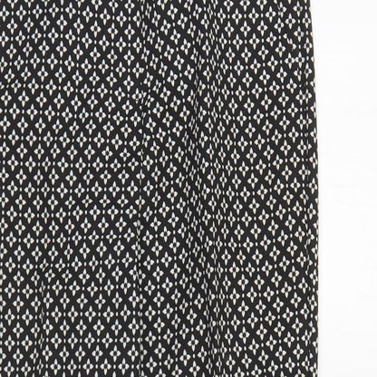 F&F Womens Black Geometric Polyester Capri Trousers Size 8 L27 in Regular Button