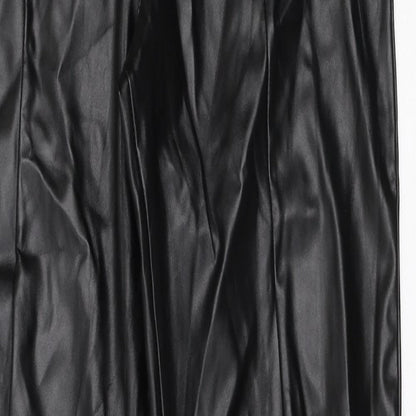 Womens UK Size 6 PRETTYLITTLETHING Regular Fit  Black Trousers