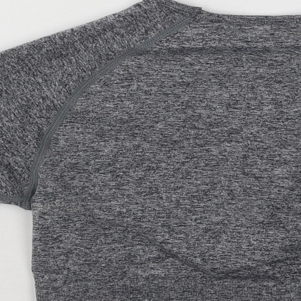 Boohoo Womens Grey Polyester Basic T-Shirt Size L Round Neck Pullover