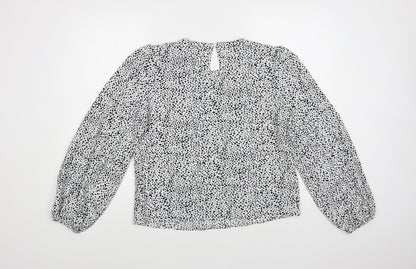 SheIn Womens White Animal Print Polyester Basic Blouse Size M Round Neck