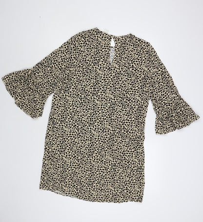 H&M Womens Beige Animal Print Viscose Shift Size 12 Round Neck Button
