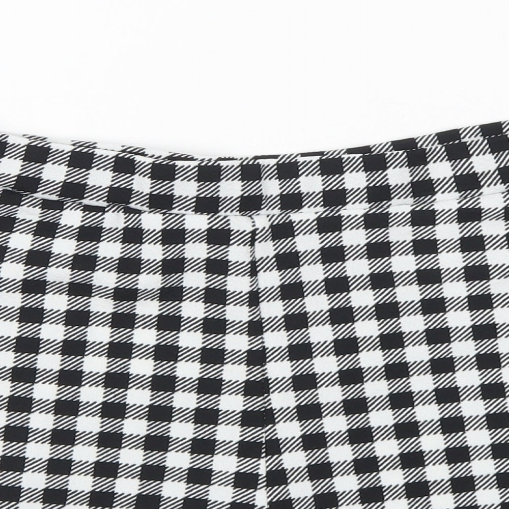 SheIn Womens Black Geometric Polyester Hot Pants Shorts Size S L5 in Regular Pull On