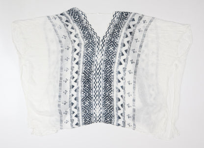 Steve Madden Womens White V-Neck Geometric Rayon Cape Jumper One Size