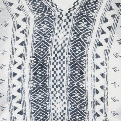 Steve Madden Womens White V-Neck Geometric Rayon Cape Jumper One Size
