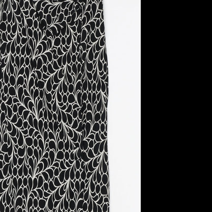 Preworn Womens Black Geometric Polyester Bodycon Size M V-Neck Pullover