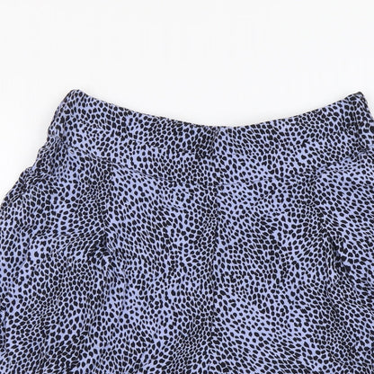 Marks and Spencer Womens Blue Animal Print Polyester Sweat Shorts Size 6 L3 in Regular Zip