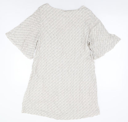 H&M Womens Beige Geometric Viscose Shift Size 16 Round Neck Pullover - Angel Sleeve