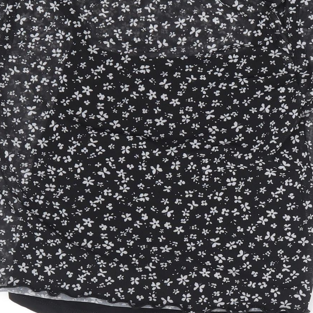 New Look Girls Black Floral Polyester Cropped T-Shirt Size 12-13 Years Round Neck Pullover